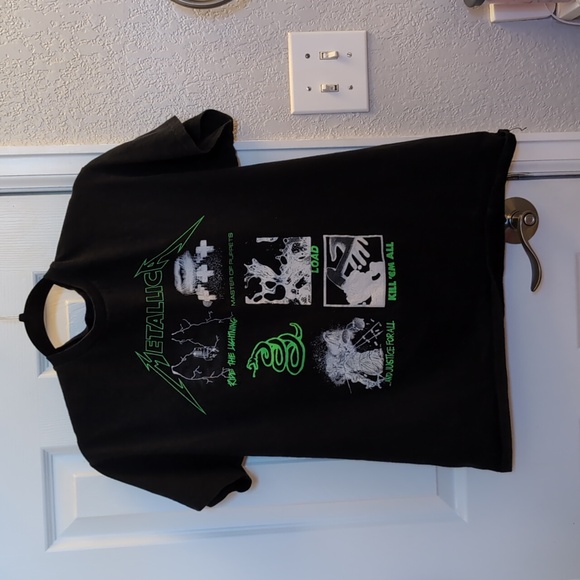 Hot Topic Other - Metallica Album T-shirt Size Medium